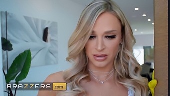 High-definition - Emma hix, the slutty housewife, craves a hard dick from  the hot plumber in brazzers video - XNXXX